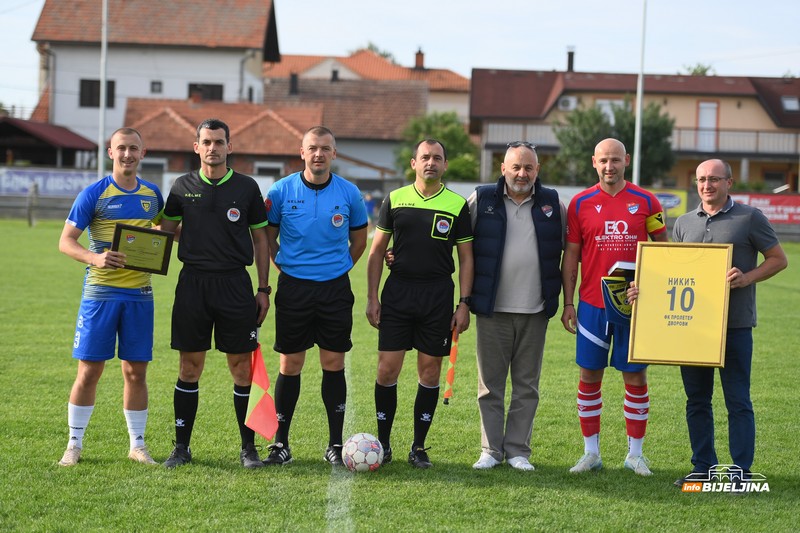 Bivši izgrač “Proletera” došao iz Ciriha na prijateljsku utakmicu u Dvorove: Meč za pamćenje (FOTO)