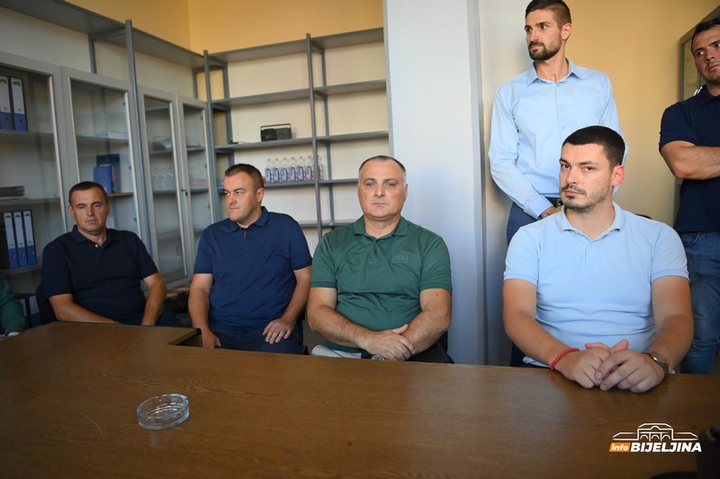 Ujedinjena Srpska otvorila nove kancelarije u Ugljeviku (FOTO)