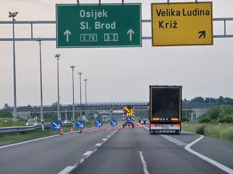 Stravična nesreća kod Zagreba: Poginule DVIJE OSOBE iz autobusa iz BiH, povrijeđene prevezli u više bolnica (FOTO)