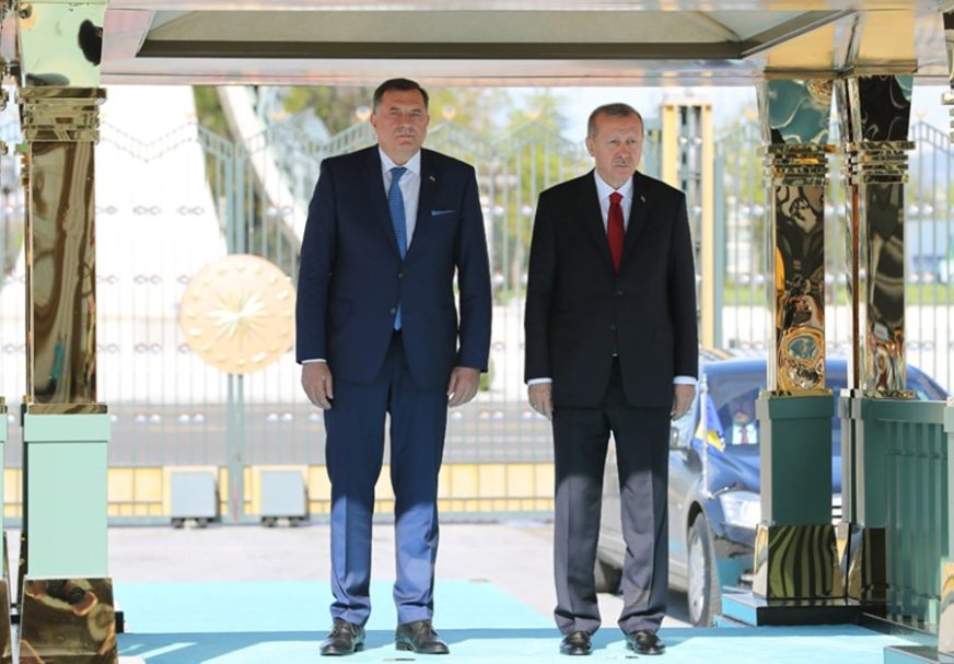 Dodik i Erdogan u Ankari potpisuju sporazum o izgradnji auto-puta