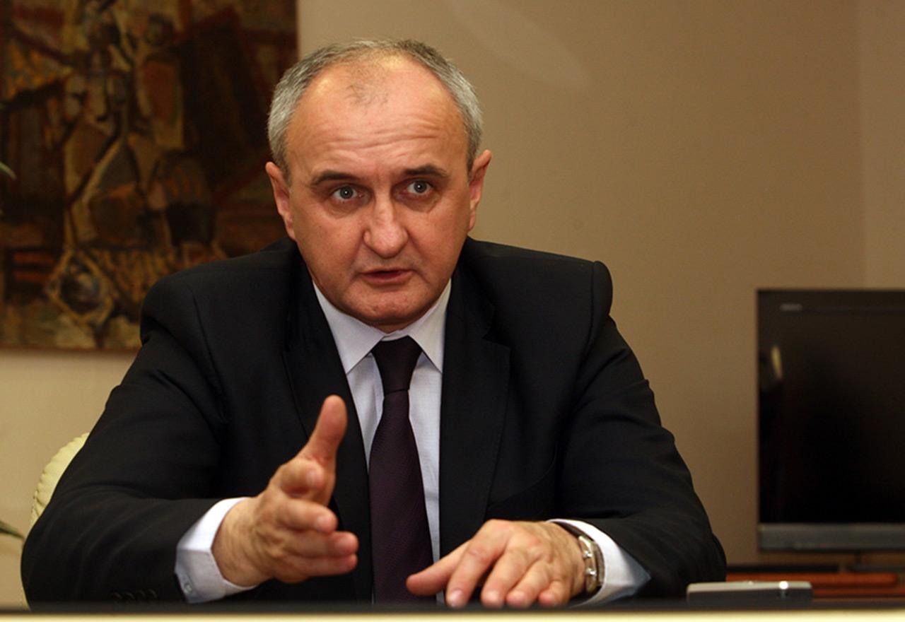 Oglasio se Đokić, traži od Dogana da podnese ostavku