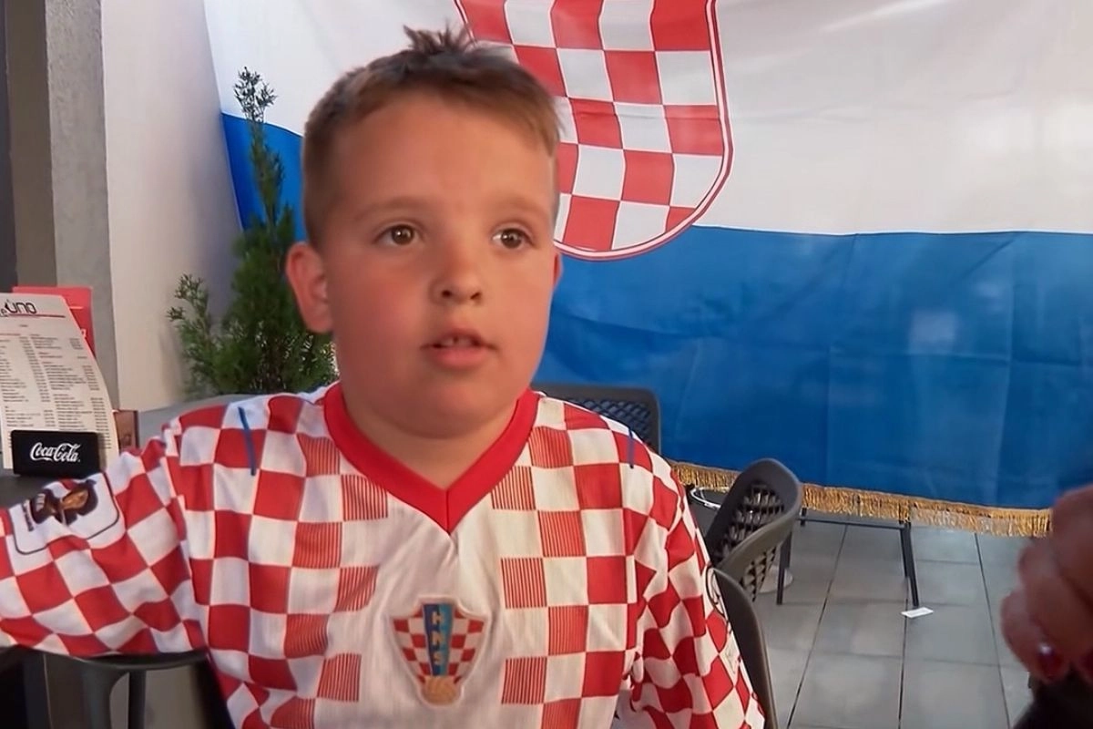 Dječak iz Livna postao hit na mrežama: "Navijao bih i za Srbe" (VIDEO)