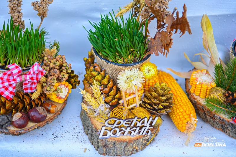 MAGIJA BOŽIĆA, VJEROVANJA I OBIČAJI Zašto je važno da prvi gost bude 