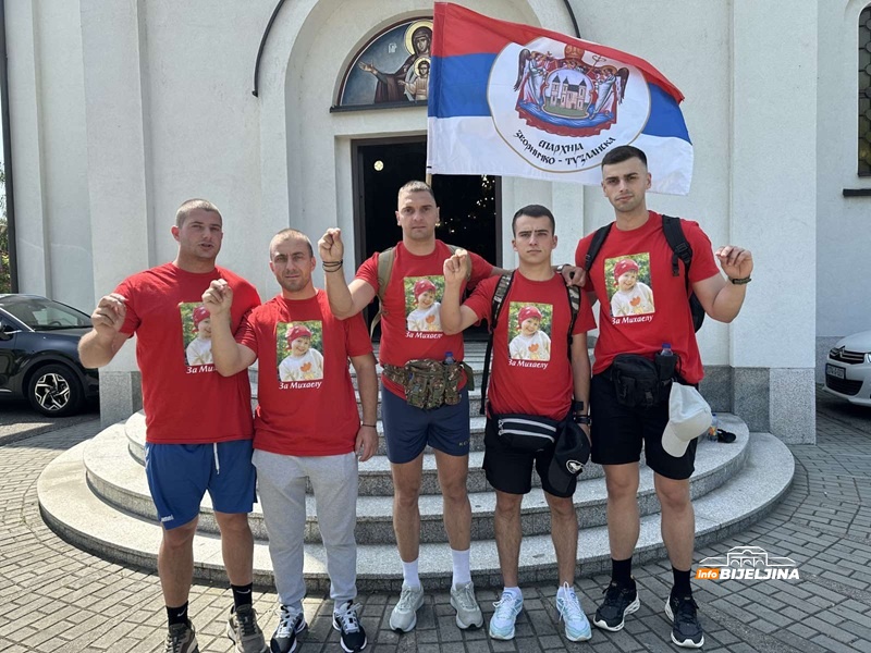 Bijeljinci pješače do Ostroga da pomognu Mihaeli (5): Za liječenje u Južnoj Koreji potrebno 150.000 evra