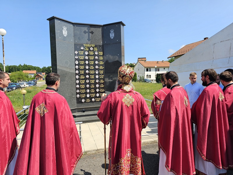 Episkop Fotije u Ugljeviku: Srpsku pokušavaju da uzdrmaju politički i pravno 
