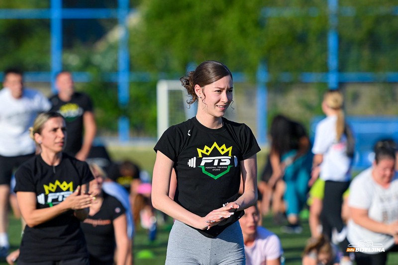 “Personal Training Studio” slavi 5. rođendan, volja i trud se isplatili: Trening na otvorenom, pa žurka (FOTO)