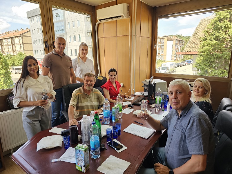 Nigdje „mučenice“ kao podno Majevice: Ocjenjivanje voćnih rakija 12. Međunarodnog sajma šljive, voćnih rakija i meda u Ugljeviku