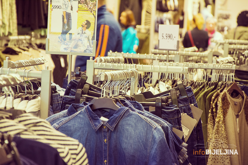 Zbog nestašice i rasta cijena materijala došlo do poskupljenja odjeće i obuće