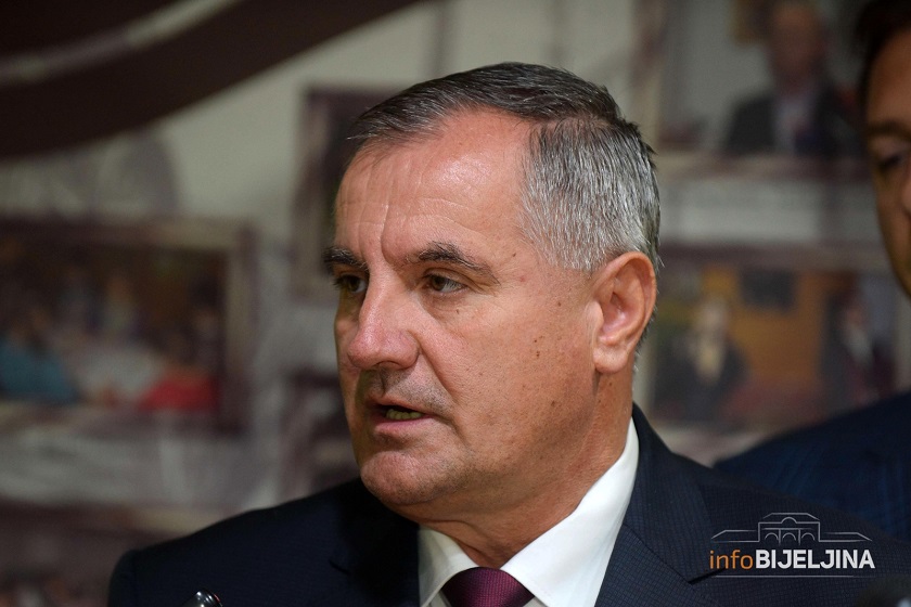 Višković: Poslije praznika počinju razgovori o povećanju plata