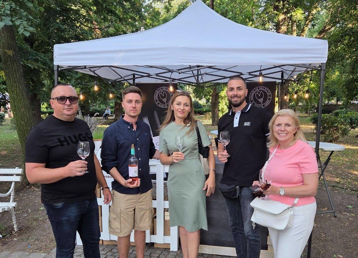 Bijeljina predstavila turističke potencijale grada na jubilarnom VinoFestu u Vršcu