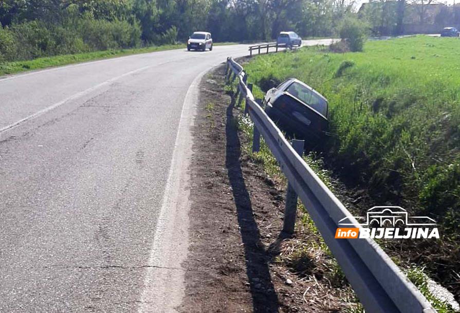 Nezgoda u Ljeljenči kod Bijeljine (FOTO)