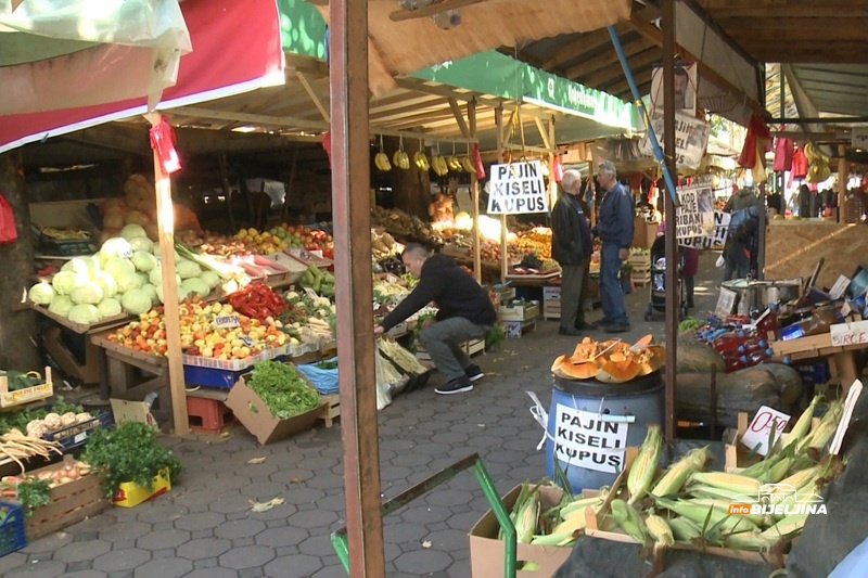 Boranija do 10, paprika četiri KM:  Provjerili smo cijene na pijaci u Bijeljini i šta se najviše kupuje