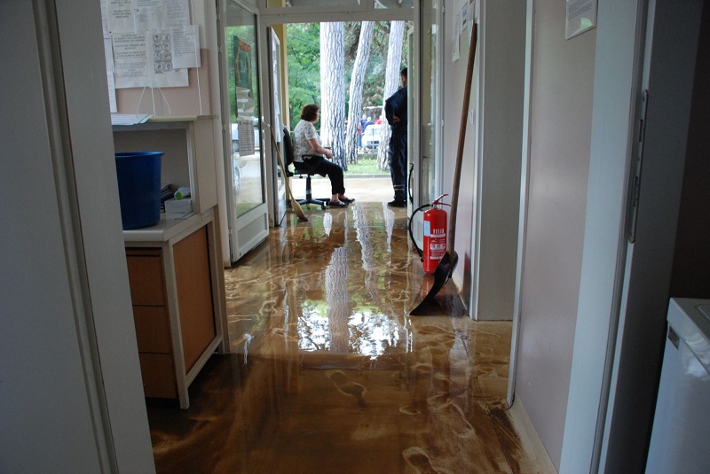 Nevrijeme u Banjici izazvalo štetu na objektima, izlila rječica Tavna (FOTO)