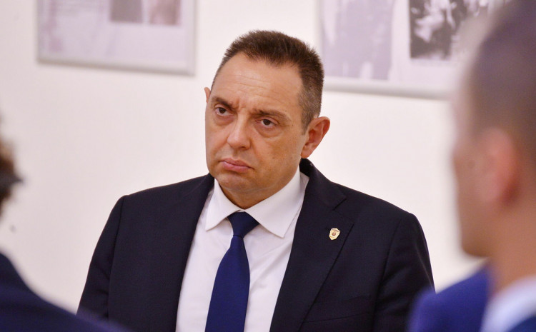 Vulin podnio ostavku