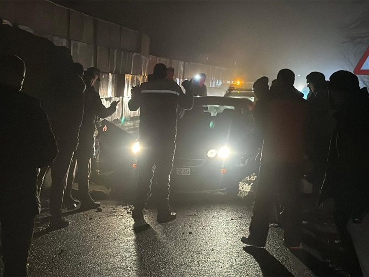 Vojnici pomažu, odron na putu Tuzla–Sarajevo