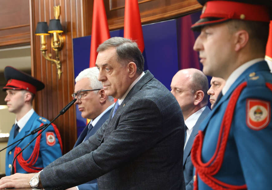 Dodik pozvao Srbe u Tužilaštvu i Sudu BiH da se povuku