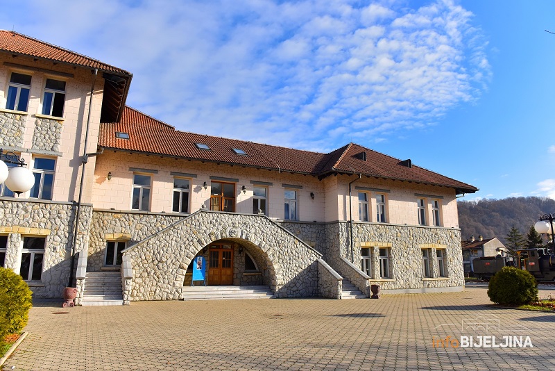 U ponedeljak sajam narodnih rukotvorina