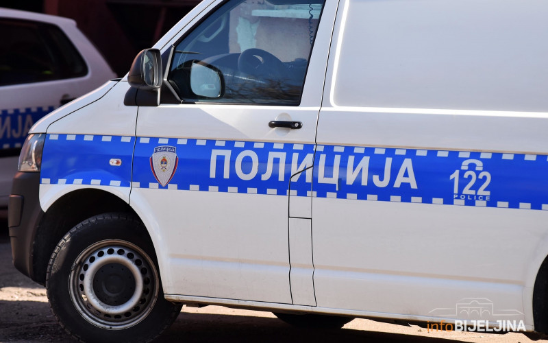 Sudar auta i motocikla kod Bijeljine, na teren odjurila hitna