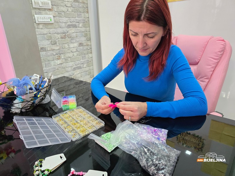 “Hidden Treasures” Bijeljina: Ručno rađeni pokloni za pamćenje, obradujte sebe ili drage osobe (FOTO)