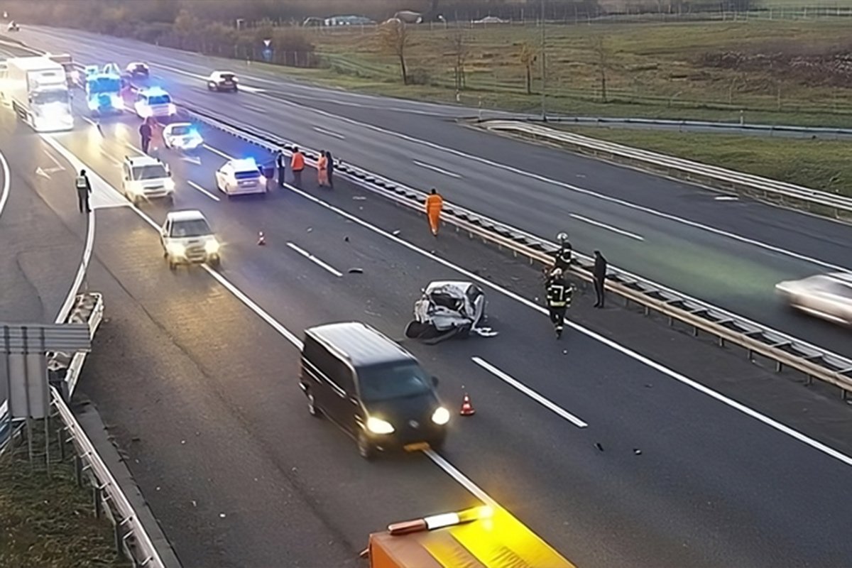 Težak udes na auto-putu u Hrvatskoj, auto smrskan