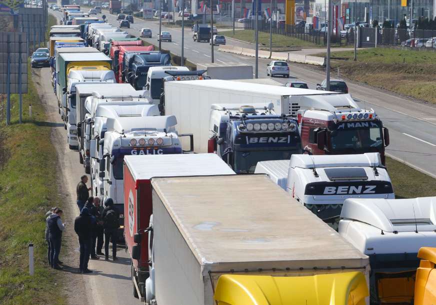 Napetost dostigla vrhunac: Protesti prevoznika sve izvjesniji