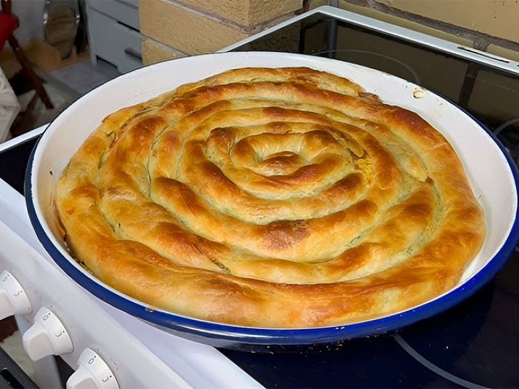 Odličan recept za sočnu pitu, tajna je u jednom sastojku