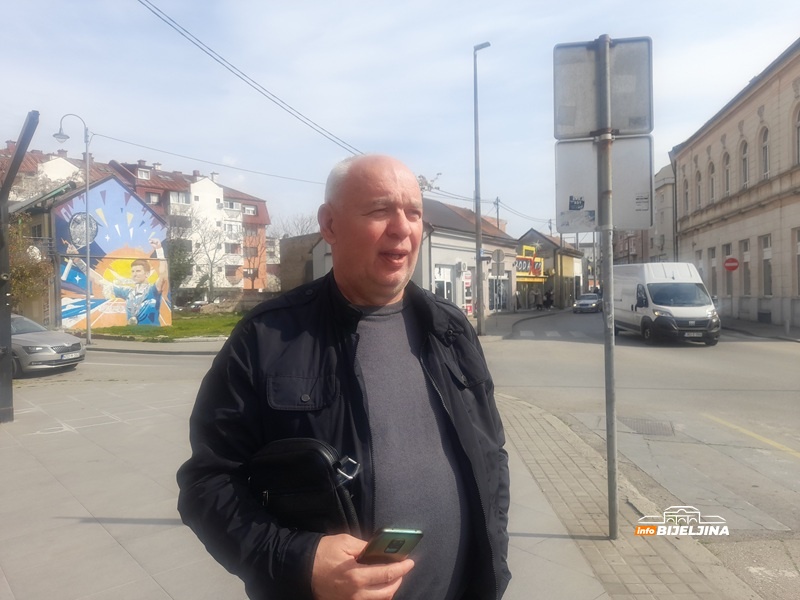 Ohrabrujuća priča iz Bijeljine: “Patriot” 25 godina zapošljava ratne invalide, kupili i vrijednu mašinu za lakše košenje