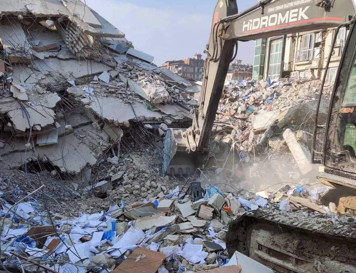 Miroslav Vujanović spasilac iz Bijeljine: Sve je porušeno, Hataj je grad mrtvih ljudi (FOTO)