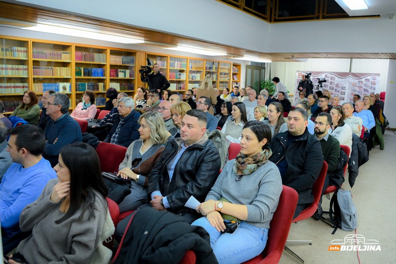 Dr Janjičić o pet godina rada Angio sale u Bijeljini: Nemamo pravo na praznik, ali to je i naše veliko zadovoljstvo (FOTO)