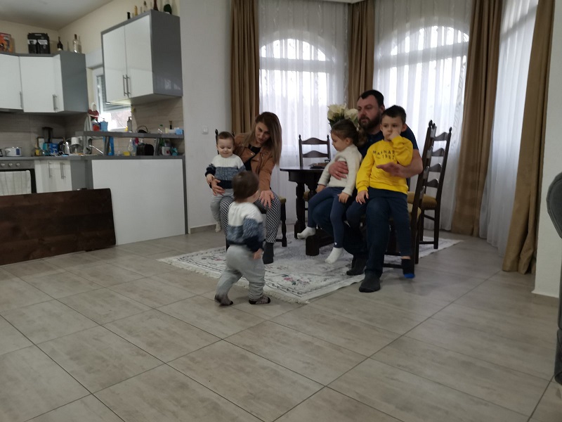 NAKON DVIJE DECENIJE U Švajcarskoj  VRATILI SE u rodne Lopare i pokrenuli posao (FOTO) 