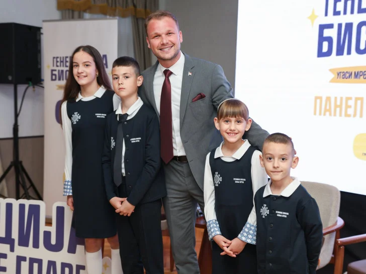 Školske uniforme u Banjaluci podijelile javnost: Da li smanjuju razlike među djecom ili stvaraju nove probleme?