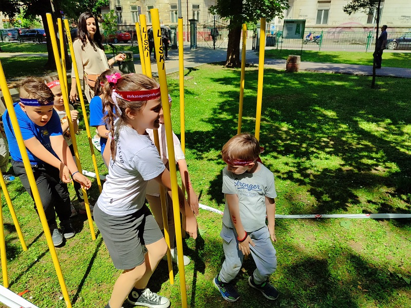 Mladi Bijeljinci oduševljeni trkom sa preprekama (FOTO)