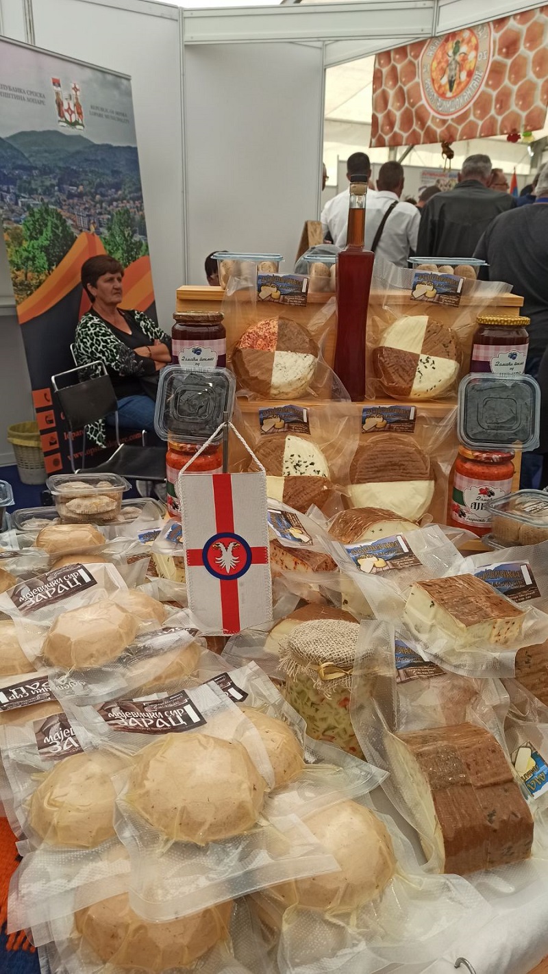 NIJE BITAN KVANTITET KOLIKO KVALITET: Majevički proizvodi na trpezama širom svijeta (FOTO)