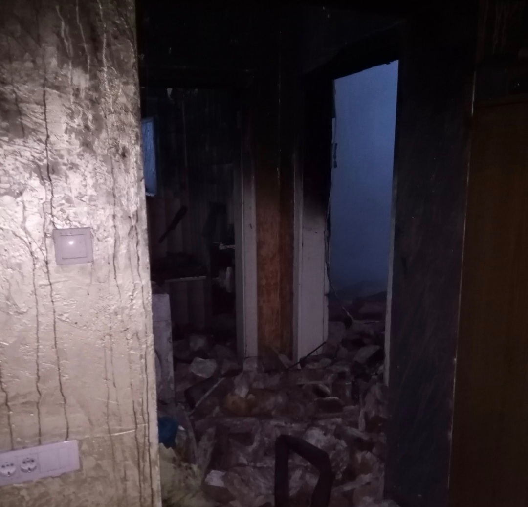 Porodici iz Runjana kod Loznice, kojoj je kuća izgorila pomaže Eparhija šabačka, „Svi uz Runjance“