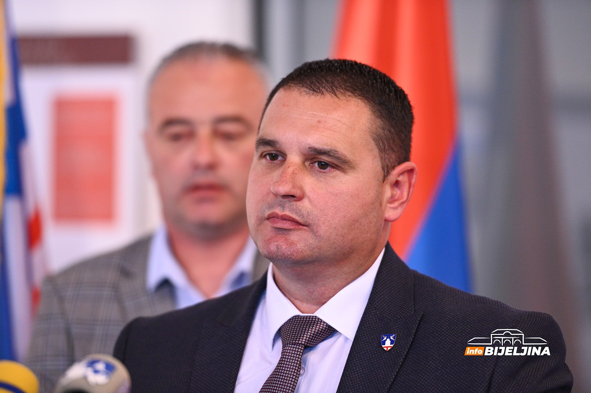 Ujedinjena Srpska i Pokret za Bijeljinu potpisali koalicioni sporazum (FOTO)