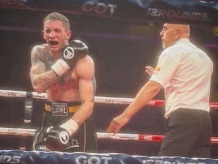 Skandal na boks spektaklu: Albanac ugrizao Srbina, sudija ga proglasio za pobjednika