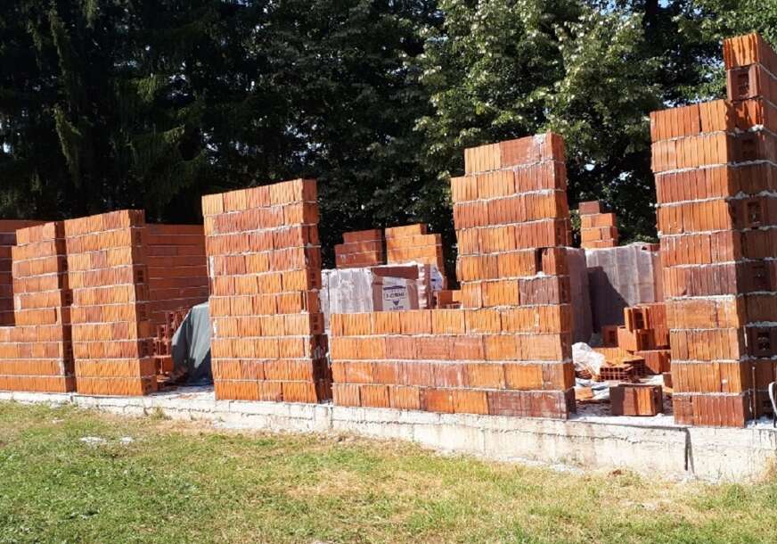 Uz ove običaje su nekada domaćini pravili kuće da bi u njima imali mir i sreću