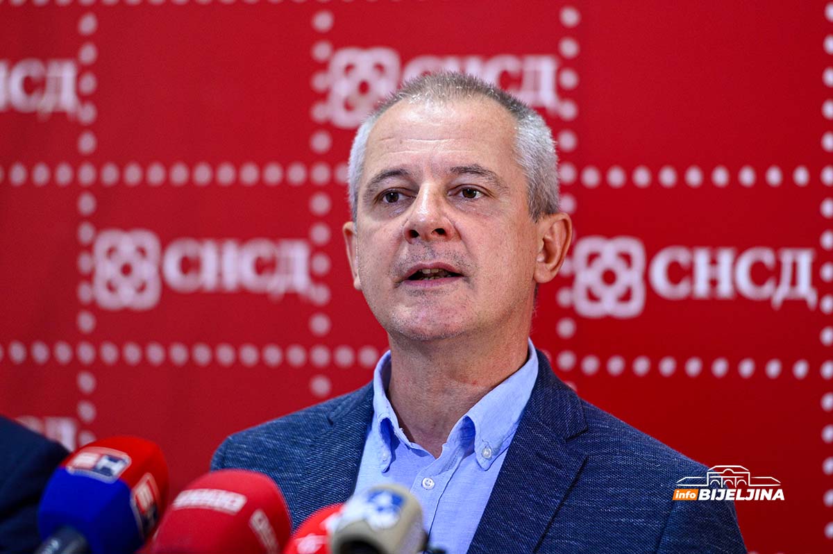 Lazić: Spriječićemo svaki pokušaj manipulacije poljoprivrednicima (FOTO)