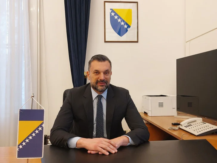 Konaković idejom o zabrani glasanja državljanima BiH nadmašio sam sebe: Tačka na propalu ministarsku karijeru