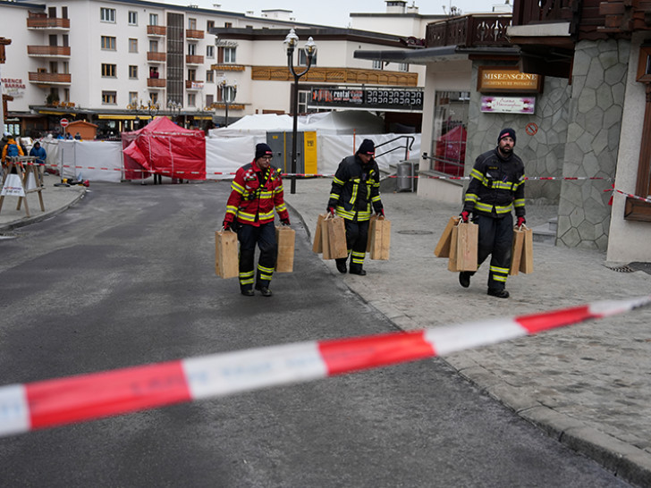 Porastao broj žrtava požara u Kran Montani