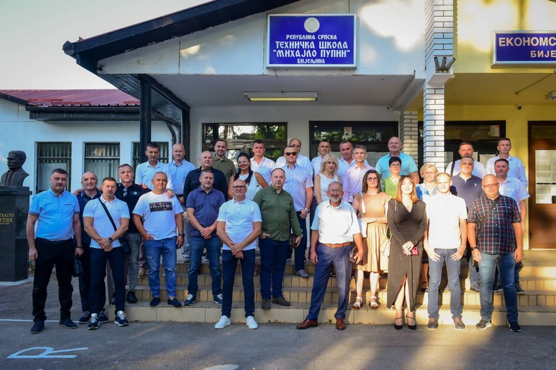 Tri decenije prijateljstva: Generacija 1995. JU Tehničke škole 