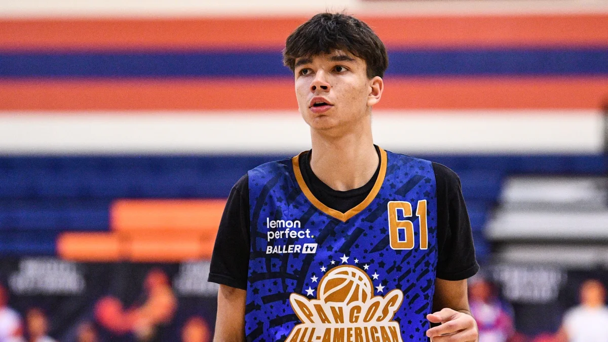 Tatinim stopama: Sin Peđe Stojakovića majstorijom zaludio Amerikance (VIDEO)