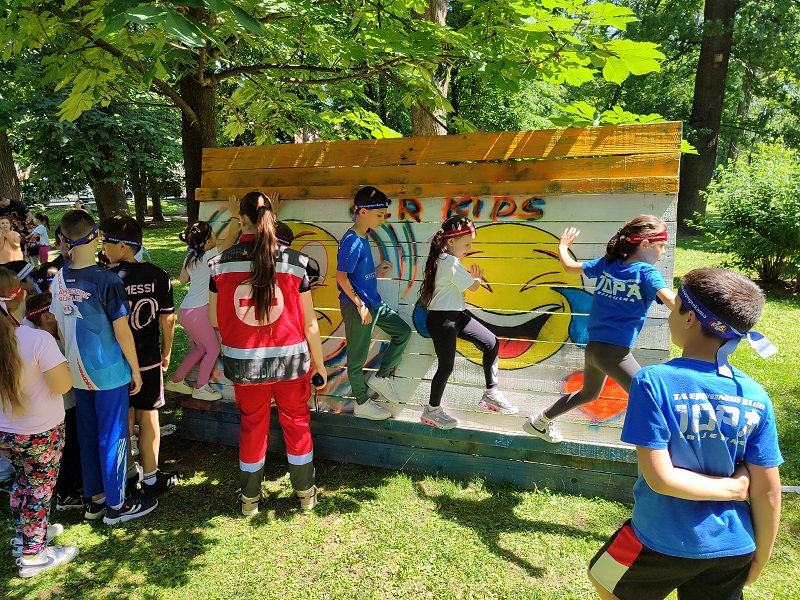 Mladi Bijeljinci oduševljeni trkom sa preprekama (FOTO)