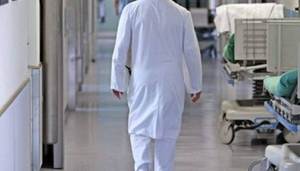 Evakuisan dio bolnice: Doktori iz rektuma pacijenta (88) izvukli granatu FOTO