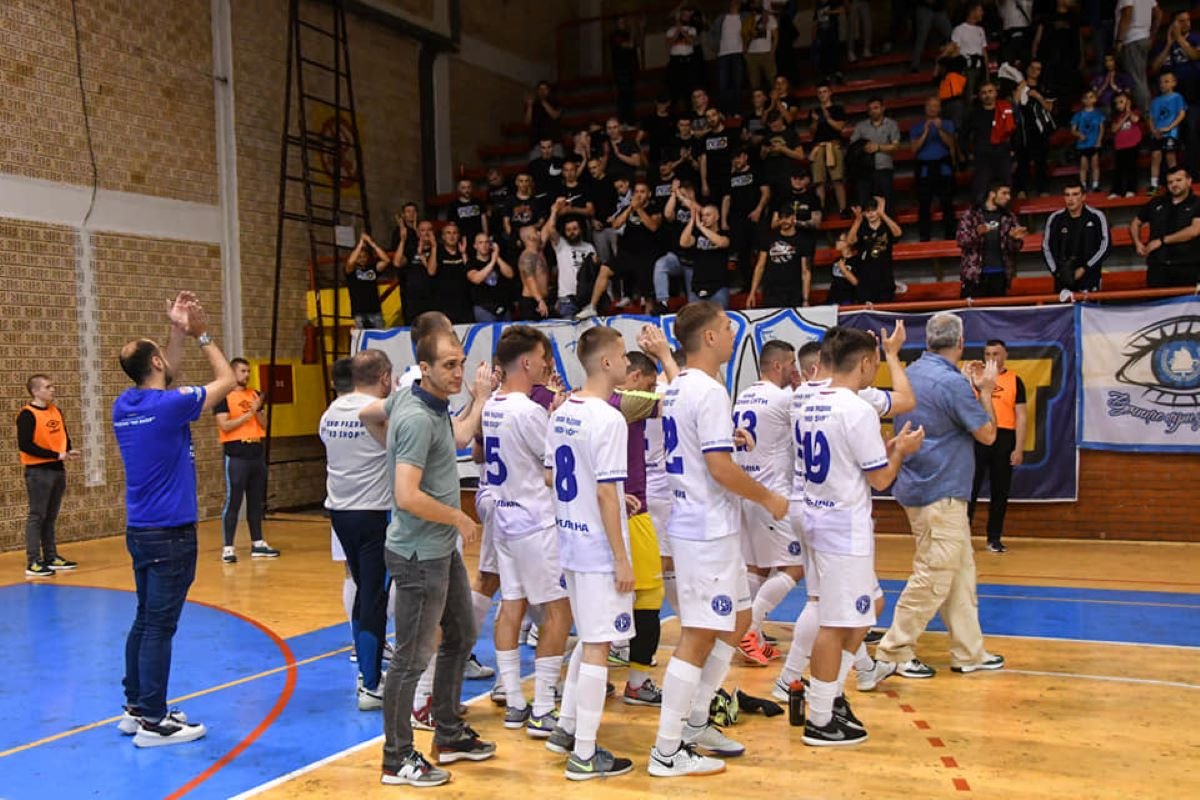 Huligani u Mostaru napali Bijeljince zbog ćirilice, Radnik izdao saopštenje