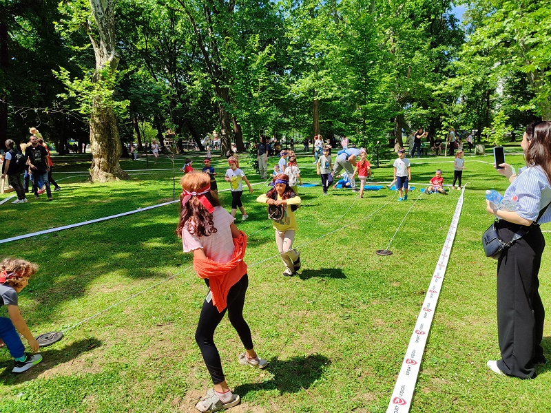 Mladi Bijeljinci oduševljeni trkom sa preprekama (FOTO)