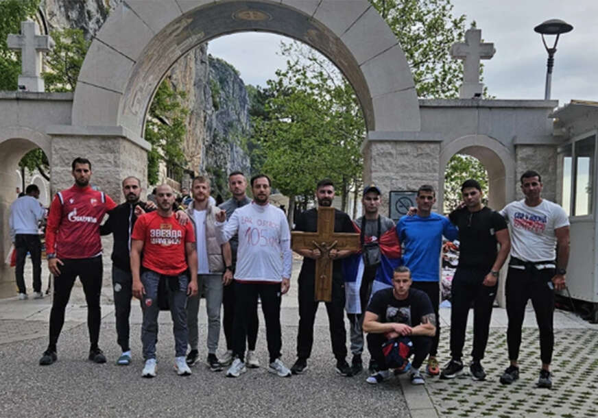 Prepješačili put dug 105 kilometara: Grupa momaka hodočastila od Bara do manastira Ostrog