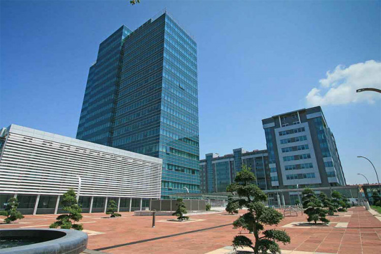 Svi bi u izvršnu vlast, ali kriju u koju fotelju