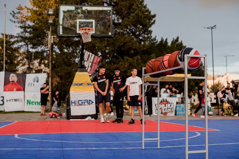 Bijeljina: U nedjelju „Trojka iz bloka“, prikuplja se novac za dvije porodice (FOTO)