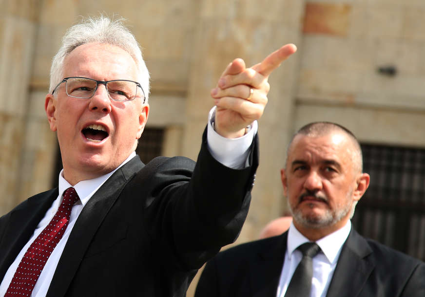 I pokojnici na američkoj crnoj listi  